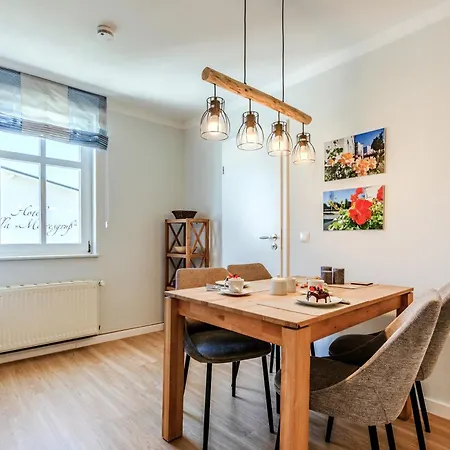 Iduna No 8 - 2 Og Ohne Balkon *